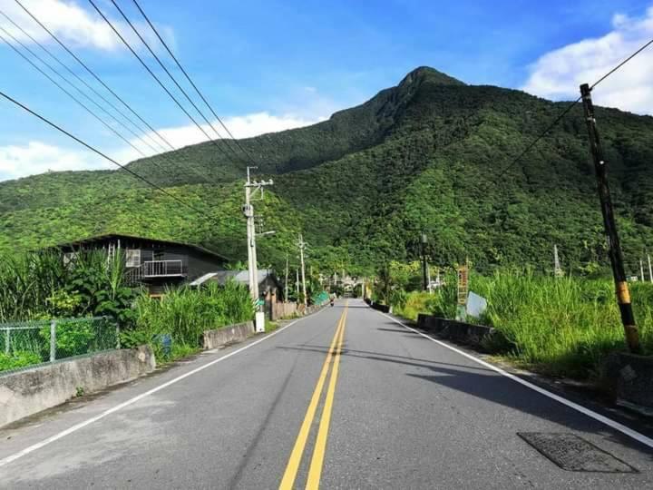 Taroko Railway Authentic B&B Xiulin Екстер'єр фото