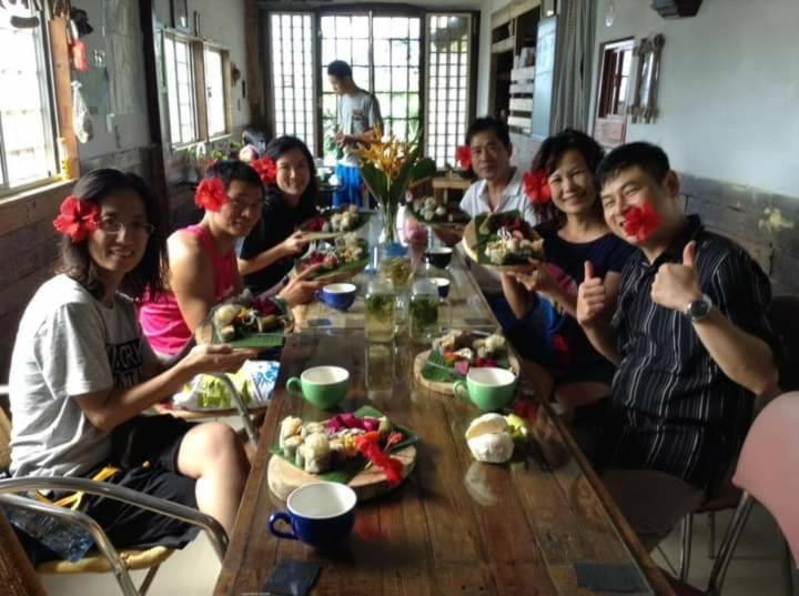 Taroko Railway Authentic B&B Xiulin Екстер'єр фото